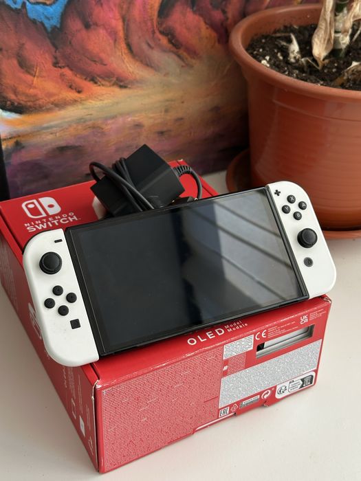 Nintendo Switch OLED Desbloqueada