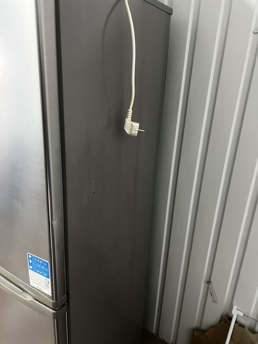 Холодильник candy італія