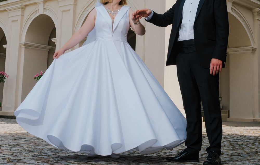 Suknia ślubna julia gastoł berta venice 2022 glamour 42 jedwabna