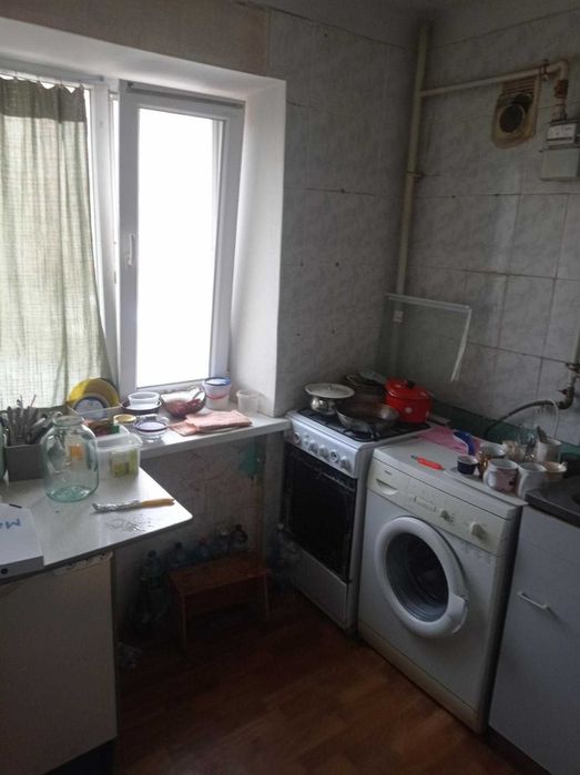 Продам 3 кімнатну квартиру Зигіна. код 4033