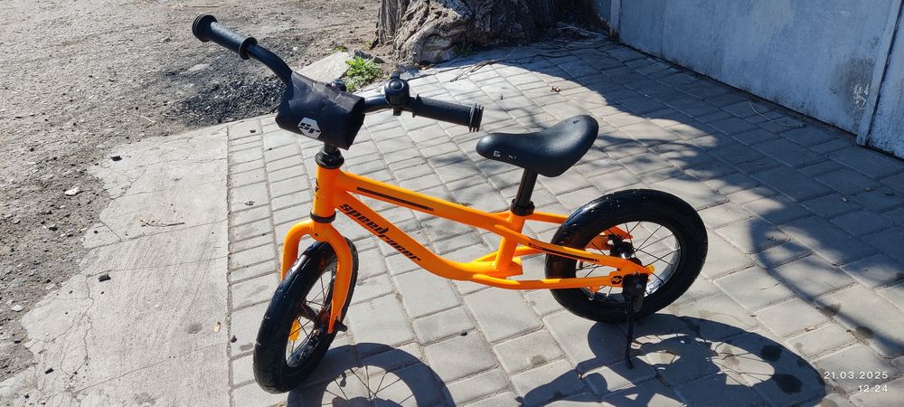Продам беговел Sigma Speed Racer