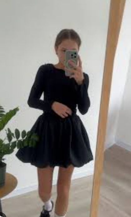 Сукня святкова, трендова сукня. Чорна сукня
