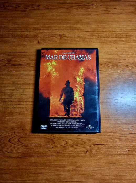 MAR DE CHAMAS (Kurt Russell/Donald Sutherland/Robert DeNiro/W.Baldwin)