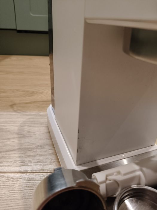 Ekpres kolbowy Cecotec Cafelizzia 790, biały