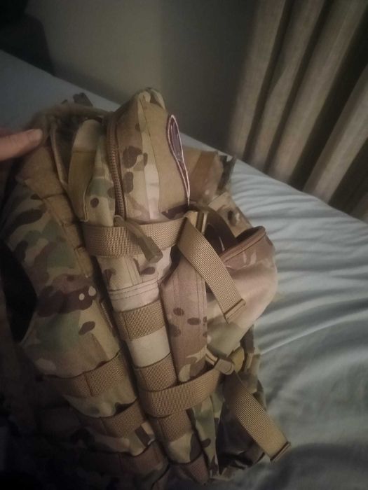 AIRSOFT COLETE/PC MULTICAM com flatpack e hidratação