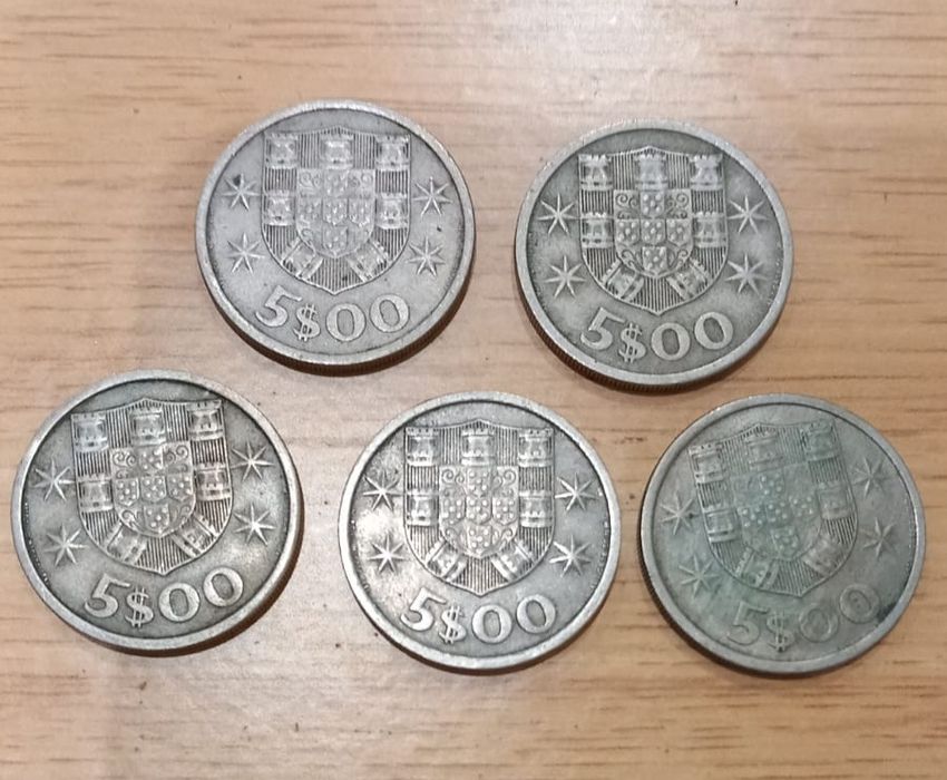 Moedas de 5 escudos da República