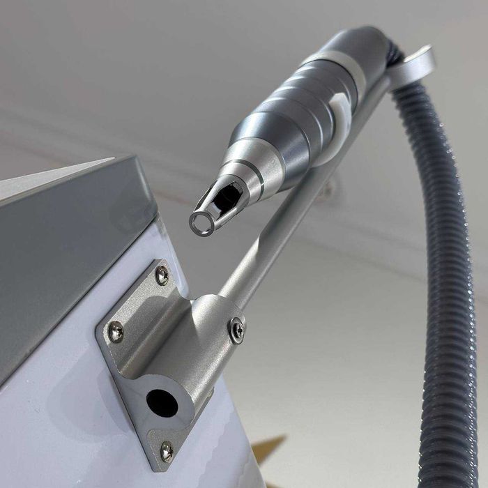 Неодимовий пікосекундний лазер для видалення татуажу Laserin Tattoo