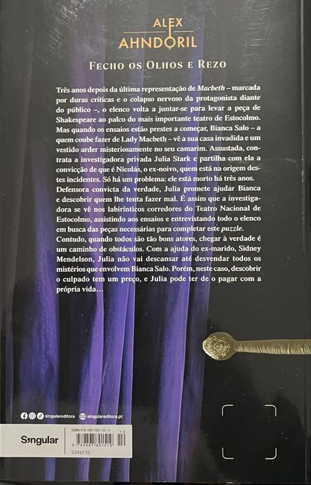 Fecho Os Olhos E Rezo