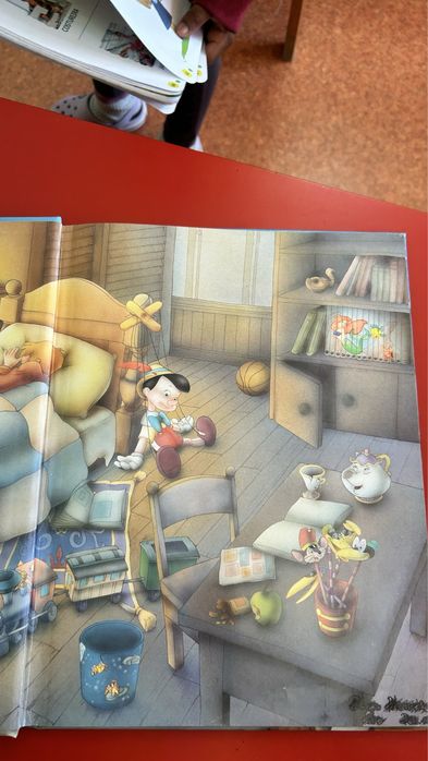 Livro Chicken Little