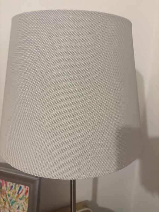 Candeeiro de mesa branco ikea