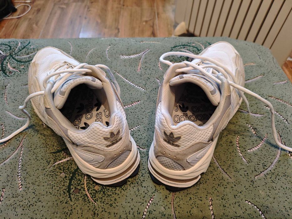 Кроссовки Adidas Adiprene оригинал размер-44 стелька- 28см.