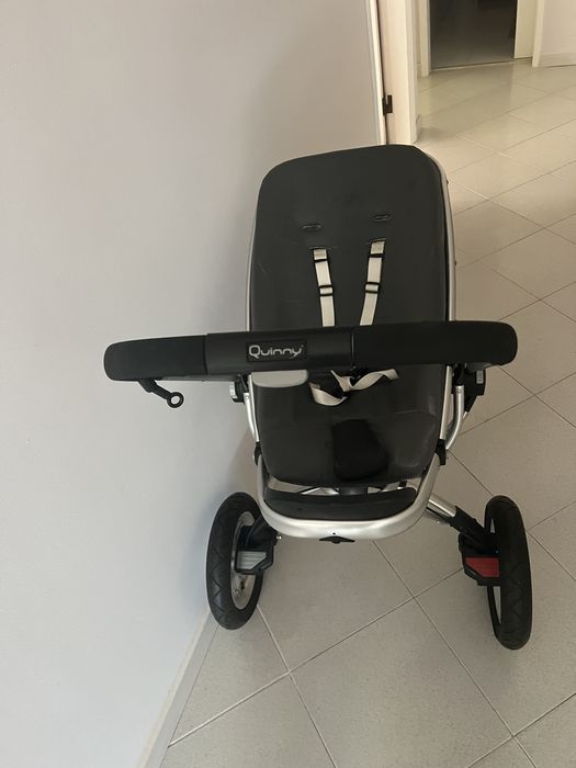 Carrinho de Bebe Quinny