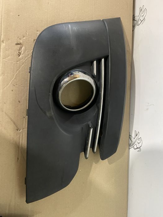 Накладка бампера