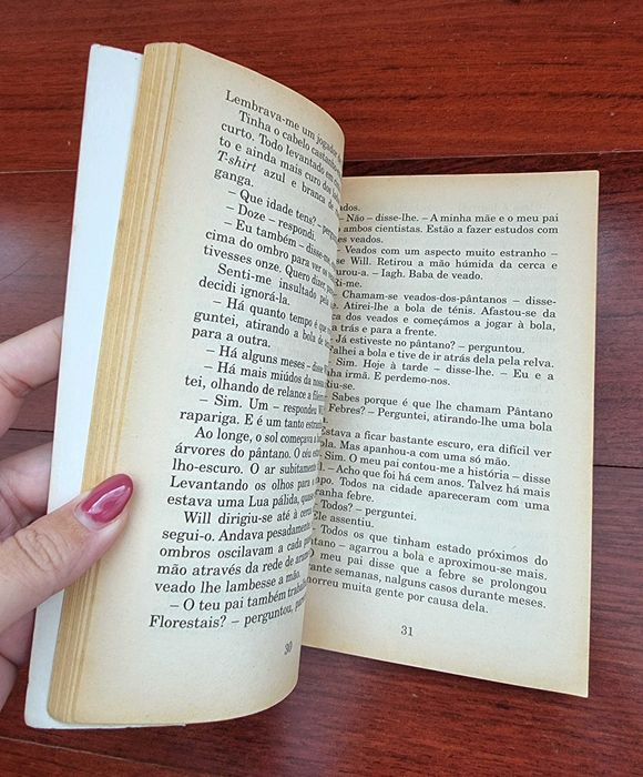 Livro "Arrepios - O Lobisomem do Pântano" Vol. 6 de R. L. Stine