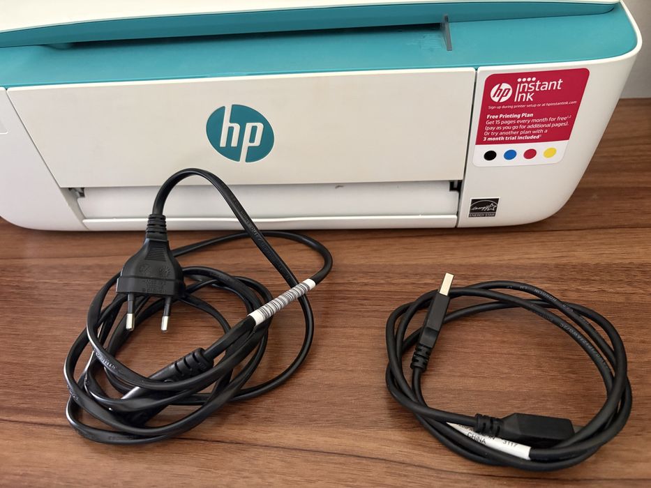 Impressora multifunções HP DeskJet 3735 – Como Nova
