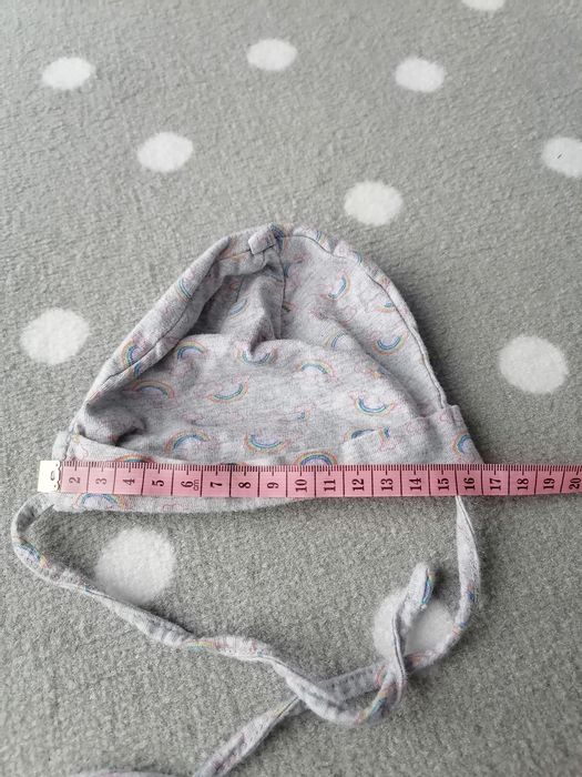 Zestaw czapeczek 3-6m