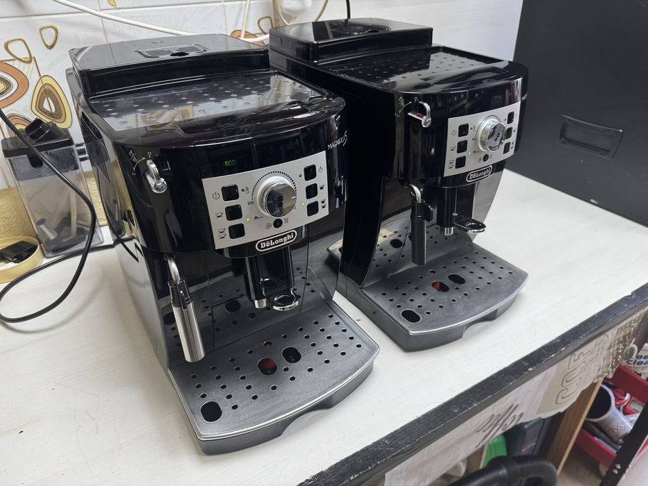 Зернова КАВОМАШИНА DELONGHI ECAM 22.112 B MAGNIFICA S кава в подарунок
