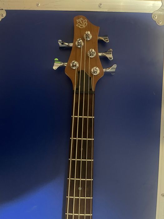 Gitara basowa Ibanez BTB 675+case
