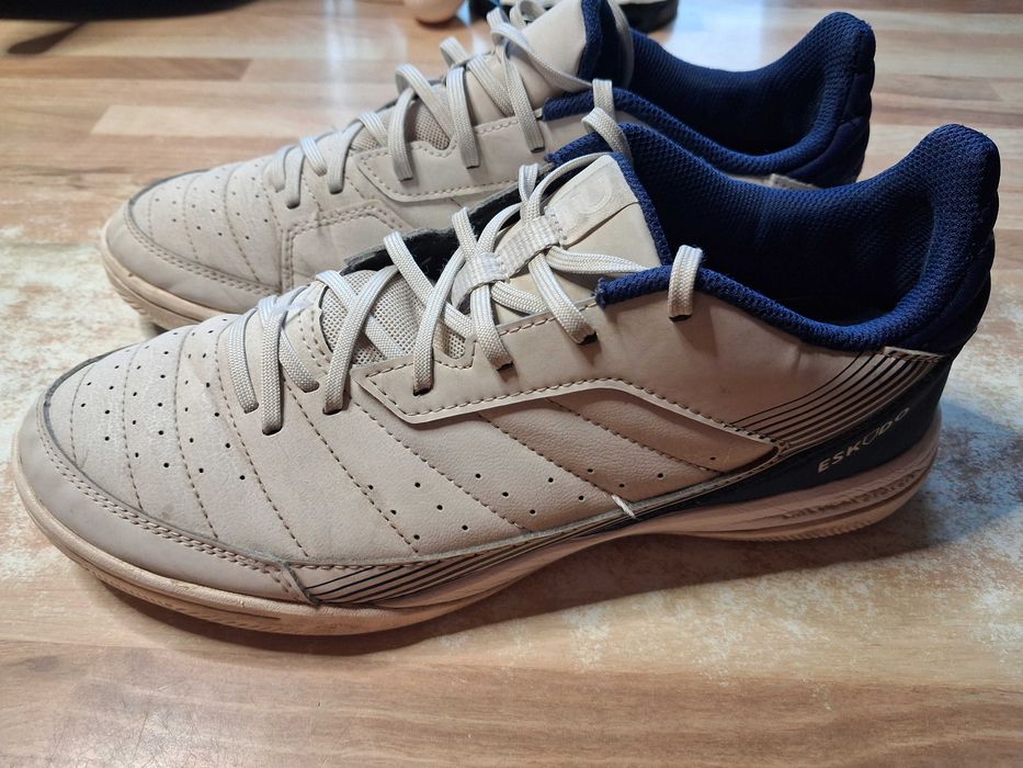 Buty piłkarskie kipsta rozmiar 42