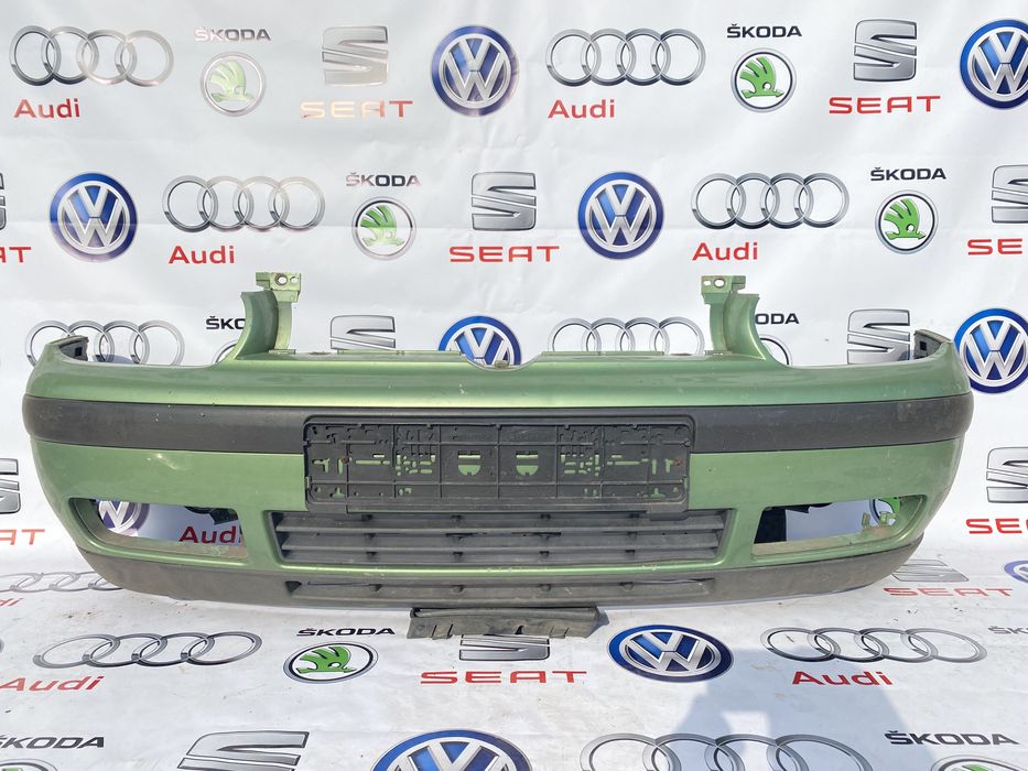 Бампер передній Volkswagen Golf 4 Гольф 4 Бора
