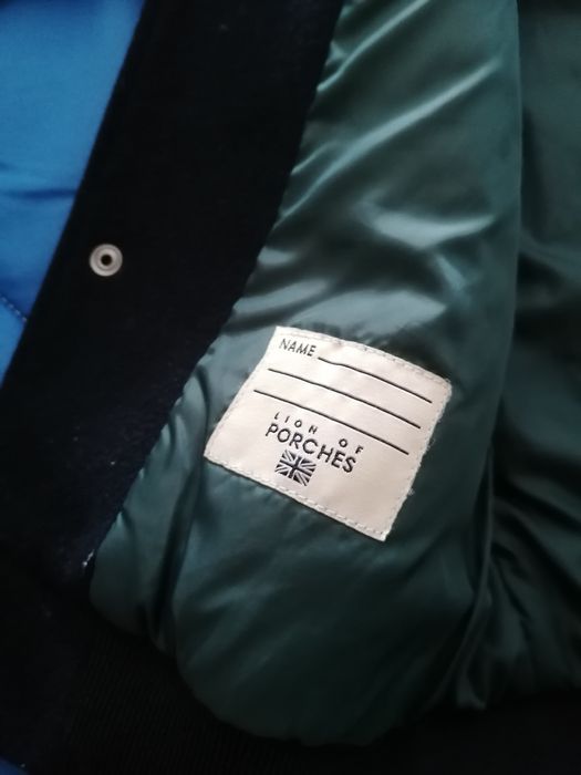 Casaco Lion of PorchesPorches 10/11/12 anos