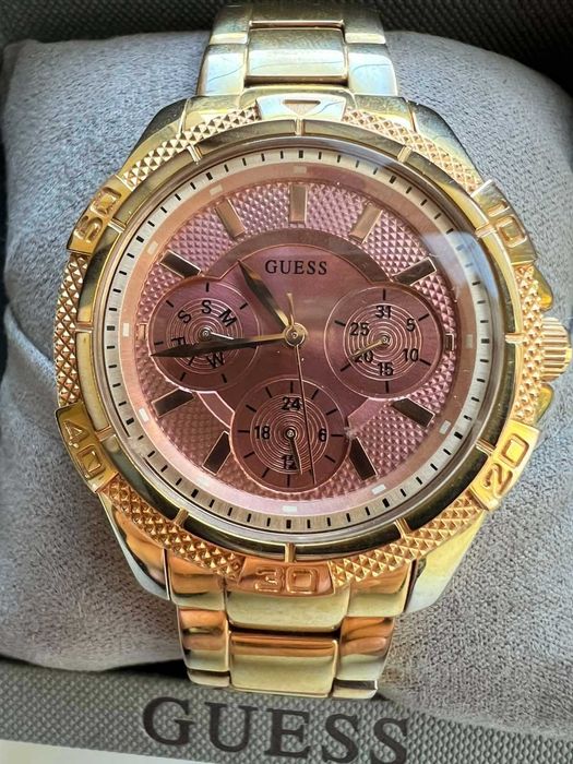 Оригінальний жіночий годинник Guess W0235L3 Rose Gold