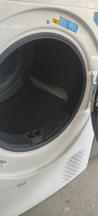 Máquina Secar Indesit 9kg