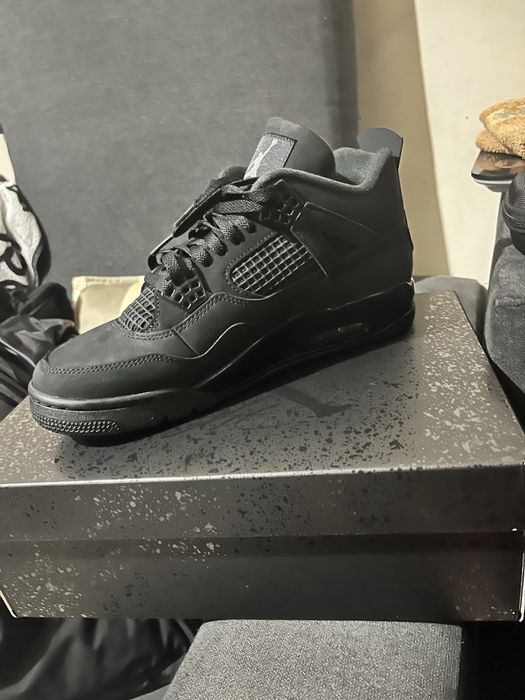 Jordan 4 Black Cat