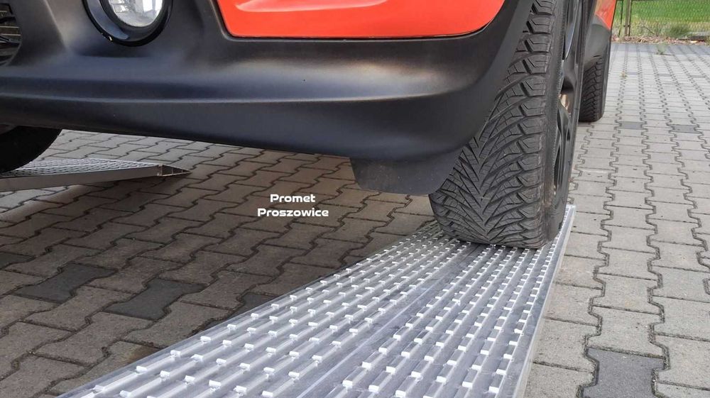 Najazdy Aluminiowe 2m x 32cm Panelowe do 2,7T. Podjazdy - Laweta