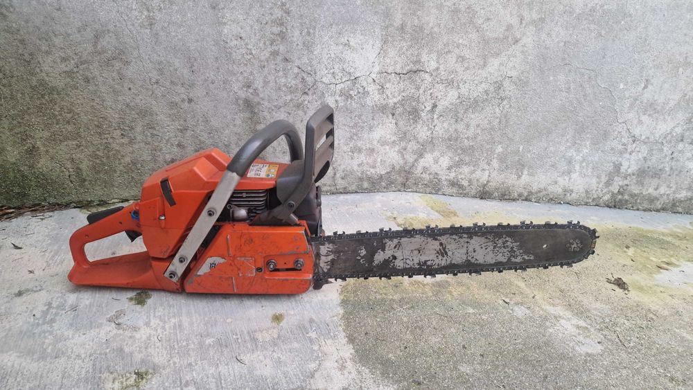 Motoserra Husqvarna 365, bom estado