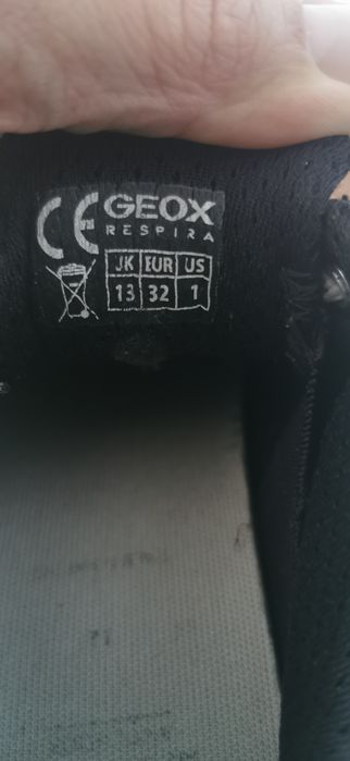 Buty Geox Respiria r 32 skóra