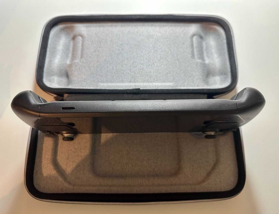 Steam Deck 256 GB LCD Приставка гральна консоль