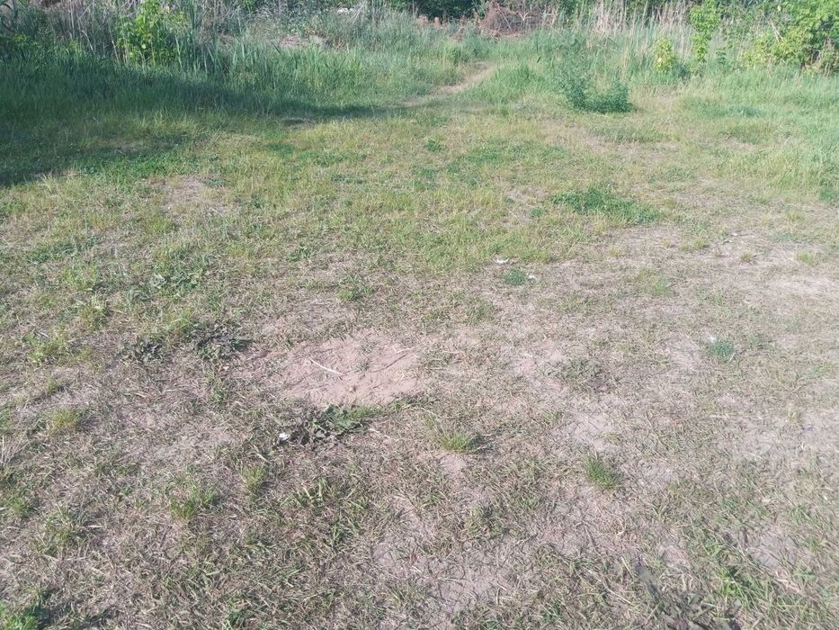 Продаю 2 участка р-н Дрп Мерефа. 20 соток и 10 соток Шикарное место.