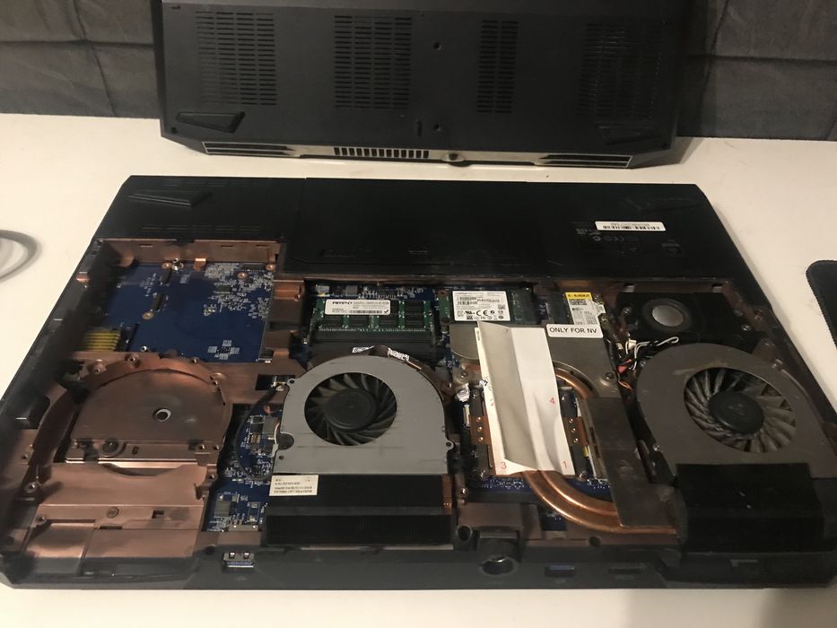 Clevo p377sm-a 17’ (i7) на запчасти или