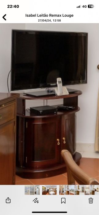 Móvel TV com prateleira e 2 portas