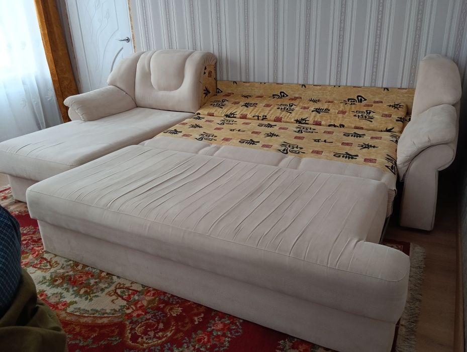 Диван кутовий розкладний