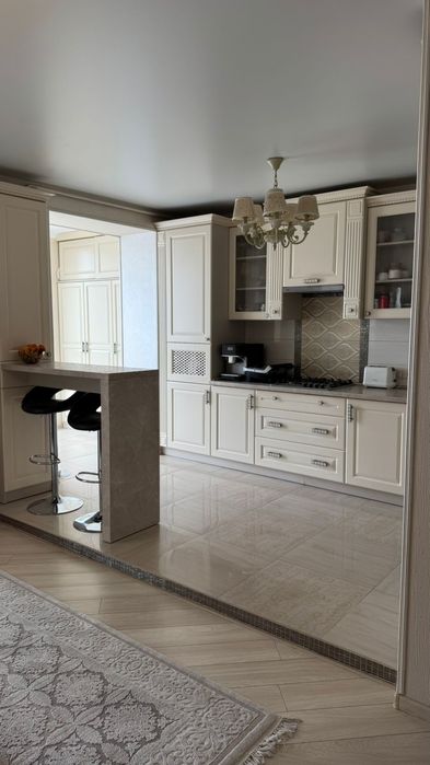 3к.Новобуд! Арцеулова! 6/10ц, 84м2, Авт.оп!, 115000уо!