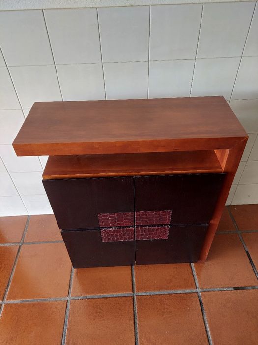 Móvel sapateira em cerejeira e wenge