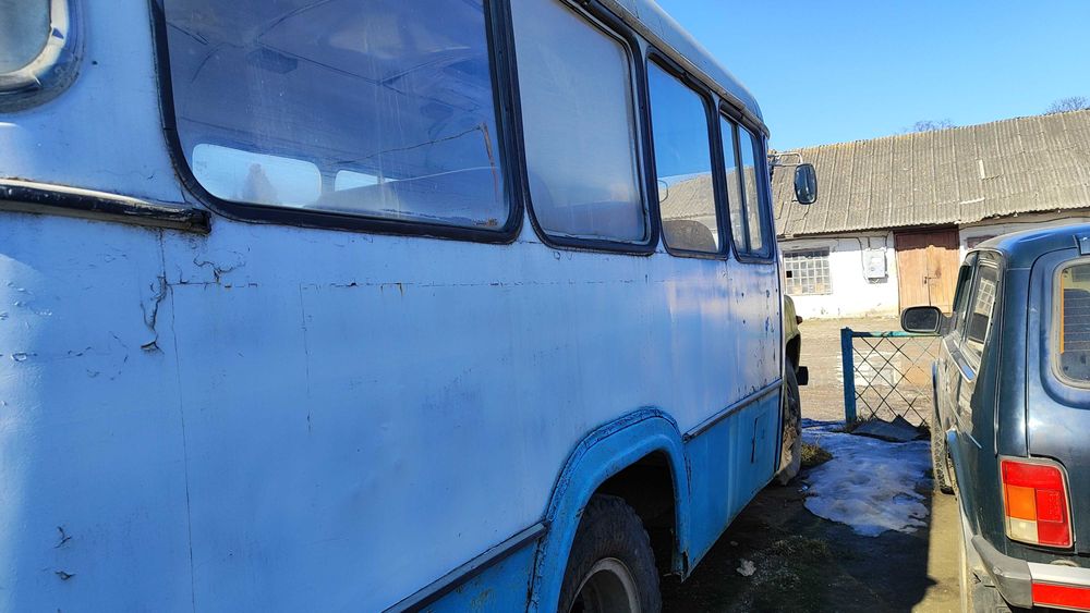 Автобус КАВЗ 3270