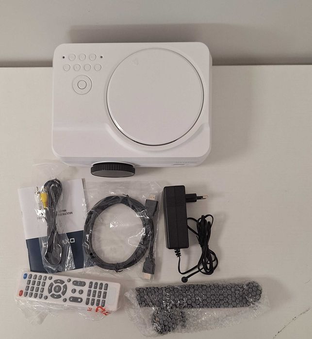 Projektor Full HD  12000LM 1080P Bluetooth Wbudowany odtwarzacz DVD