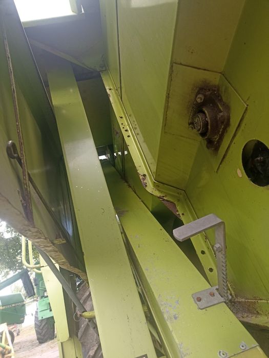 Claas Cosmos комбайн