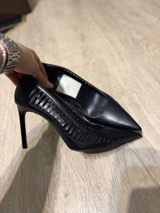 Лодочки Zara 38-й размер