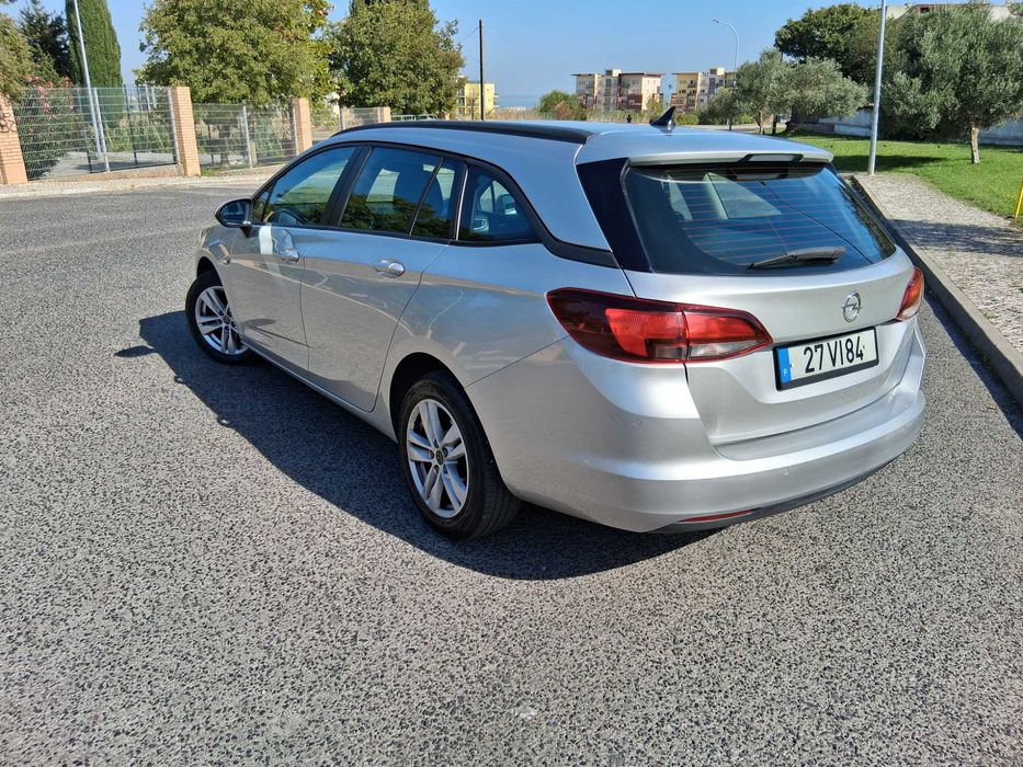 Opel Astra sports tourer