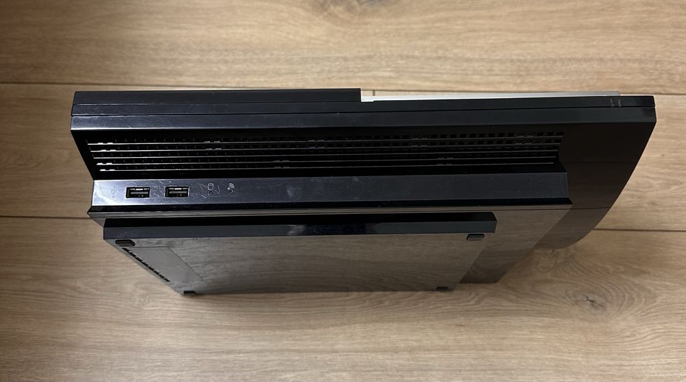 Sony PlayStation 3 Fat  Cechh08 на запчастини!