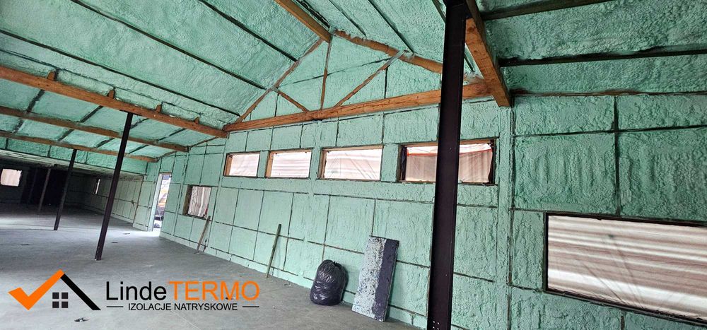 Ocieplanie pianą PUR, izolacje natryskowe, poddasza, pianowanie pianka