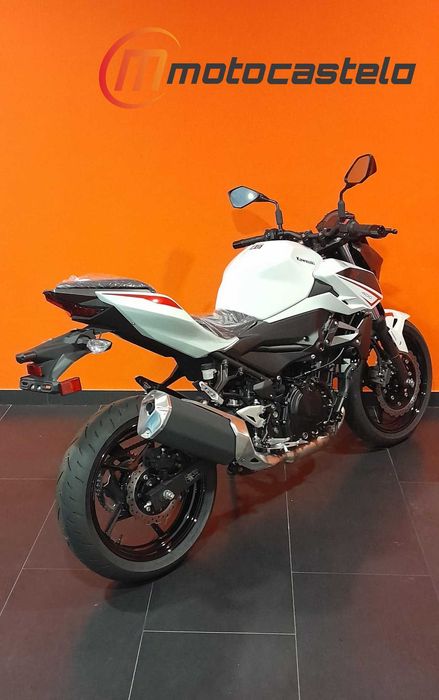Kawasaki Z 400 A2