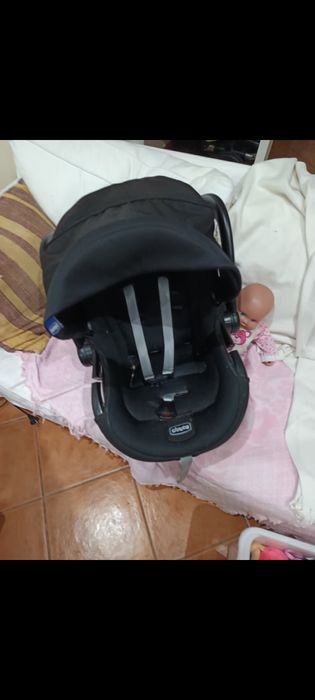 Vende se estes artigos de bebé