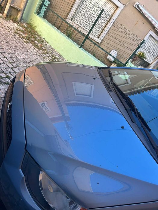 Carro mitsubishi
