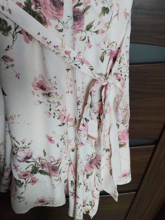 Różowa sukienka Polina Manifiq wiskoza 100% rozmiar M 38