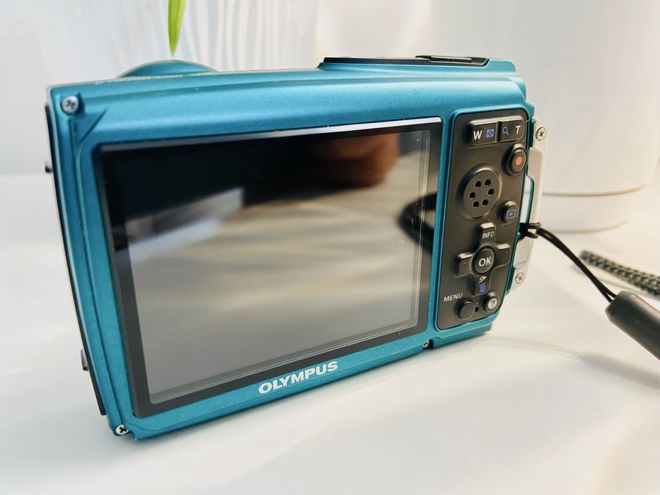 Olympus µ Tough-3000 zestaw świetny stan
